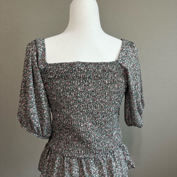 Smocked floral top. - Picture 2 of 2